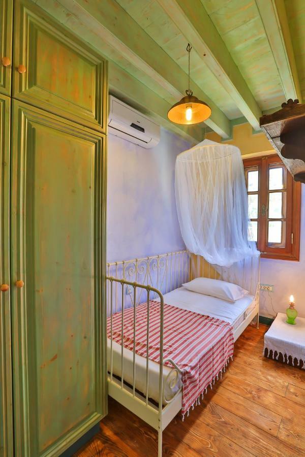 Villa Pera Meria Meyísti Zewnętrze zdjęcie